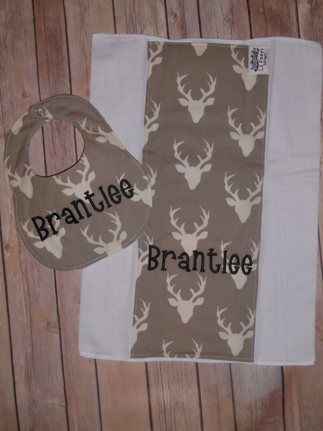 Deer / Buck - Personalized Boutique Bib and Burp Cloth set - Deer print