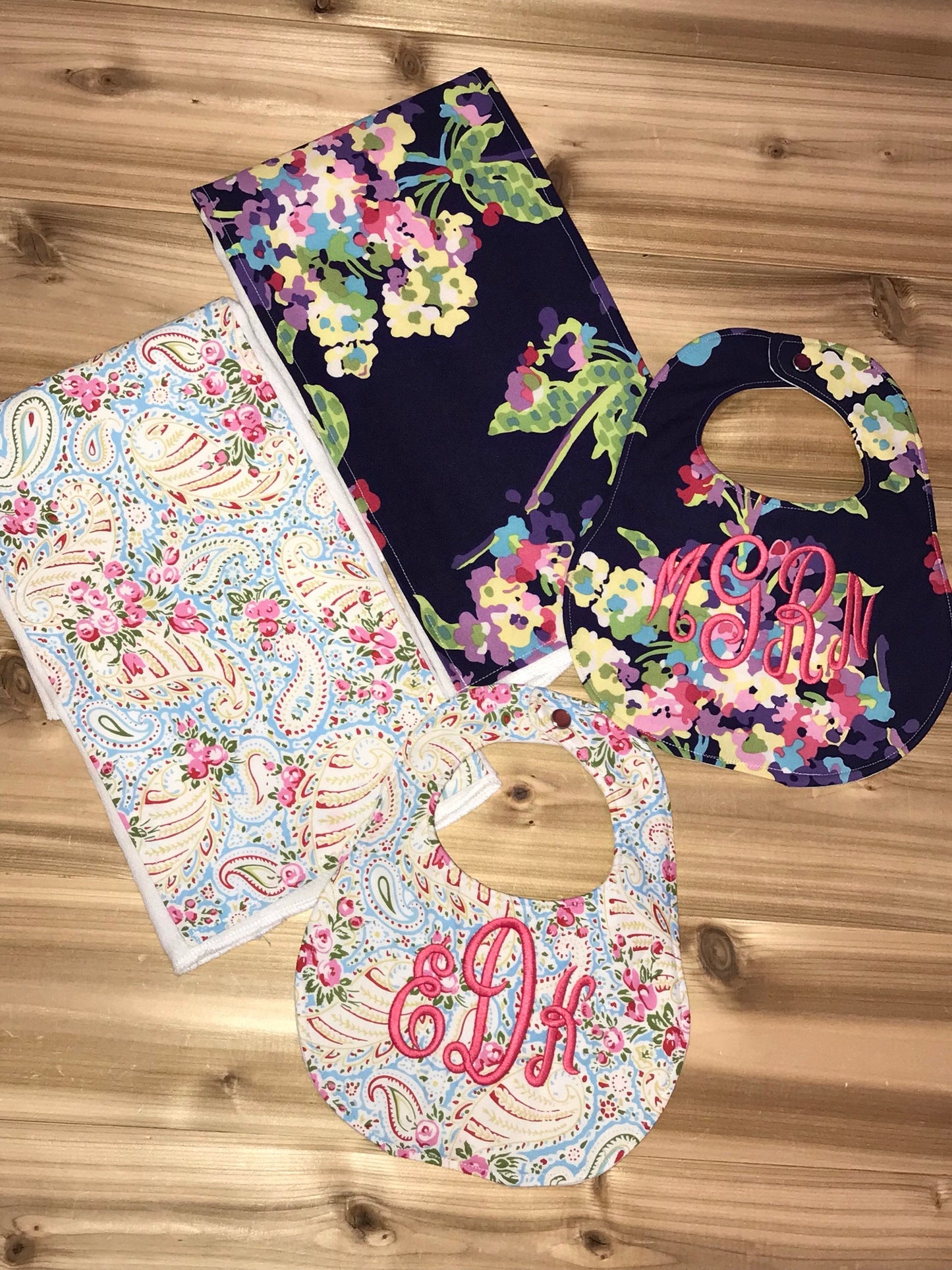 Personalized Boutique Bib and Burp cloth set - Custom Monogram